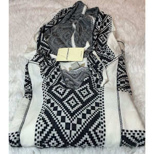 Lucky Brand Hoodie Womens Large V-Neck Pullover Aztec Boho New with tag top